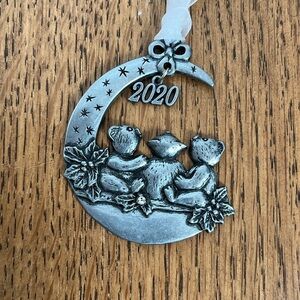 GLORIA DUCHIN Christmas Ornament 2020 Three Bears Pewter Tone Metal Made USA